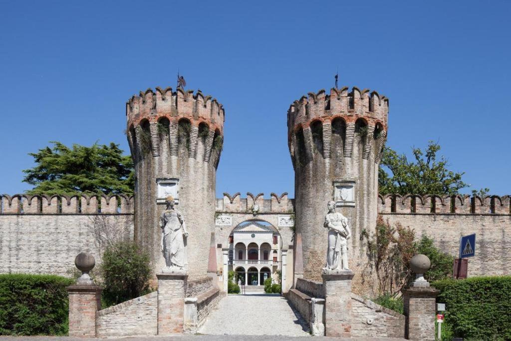 Marina'S Venice Garden รอนคาเด ภายนอก รูปภาพ